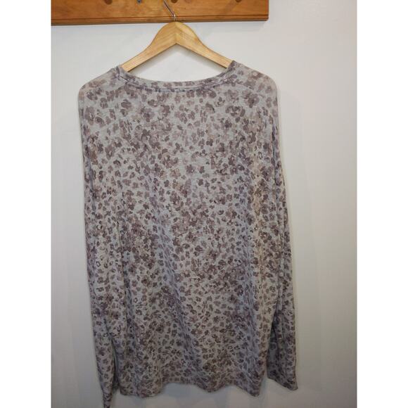ATHLETA Women's Leopard Print Long Sleeve Top Size LP Tencel Blend Athleisure - Picture 2 of 7